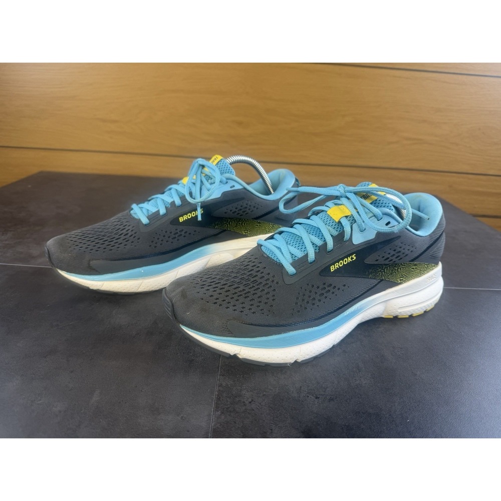Brooks Womens Trace 3 Grey & Turquois Sneaker Size 10.5